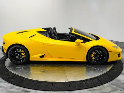 Used 2018 Lamborghini Huracan LP 580-2 image 33