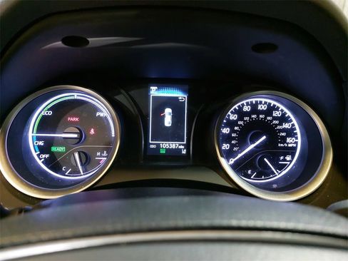 Used 2022 Toyota Camry LE image 18