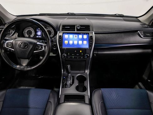 Used 2016 Toyota Camry SE FWD image 16