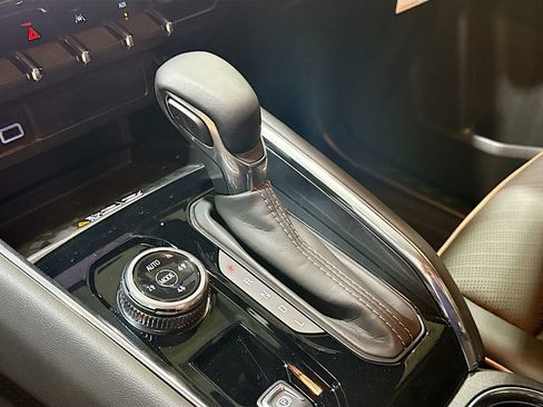 New 2026 GMC Canyon AT4 w/ Technology Plus Package AWD/4WD image 17