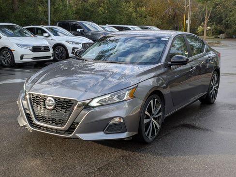 Used 2022 Nissan Altima 2.5 SR image 7