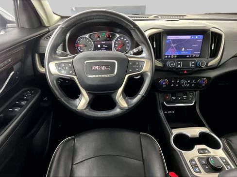 Used 2020 GMC Terrain Denali w/ Denali Premium Package FWD image 6