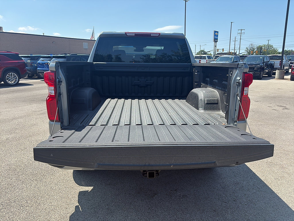 New 2026 Chevrolet Silverado 1500 RST w/ RST Select Package AWD/4WD image 5