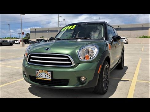 Used 2015 MINI Cooper Paceman FWD image 2