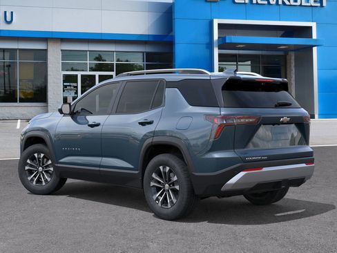 New 2026 Chevrolet Equinox LT image 3