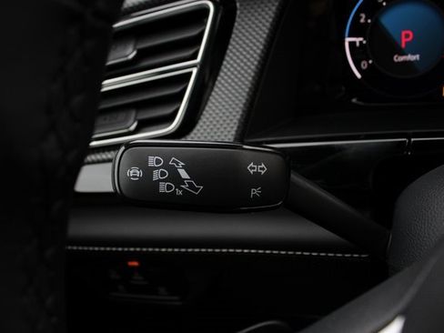 New 2025 Volkswagen Atlas Cross Sport SEL R-Line image 12