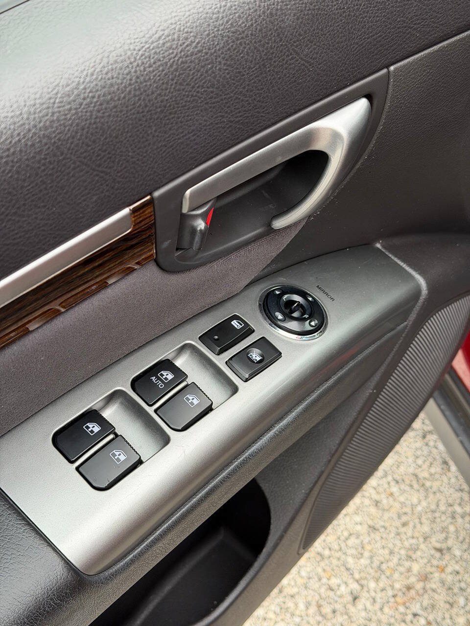 Used 2010 Hyundai Santa Fe SE FWD image 27