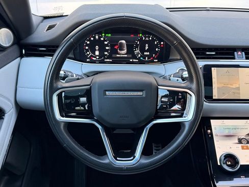 Used 2022 Land Rover Range Rover Evoque R-Dynamic SE image 22