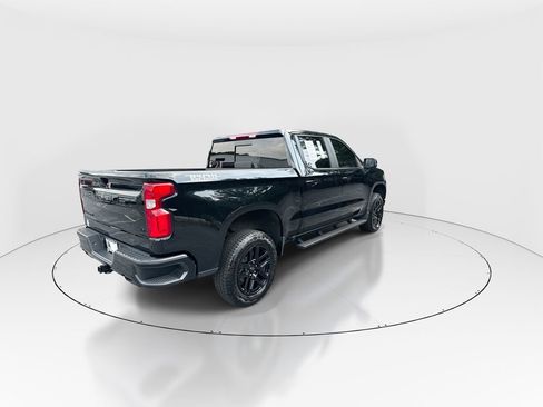 Used 2025 Chevrolet Silverado 1500 LT Trail Boss w/ Convenience Package II AWD/4WD image 8
