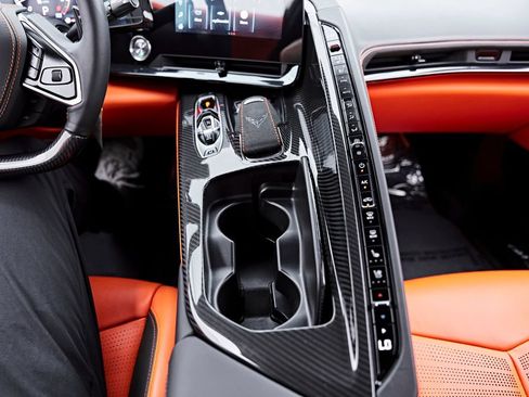 Used 2025 Chevrolet Corvette Z06 RWD image 74
