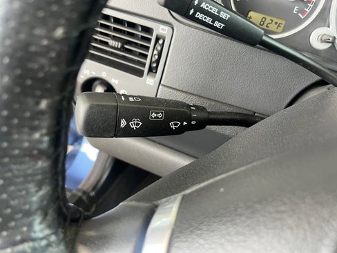 Used 2005 Chrysler Crossfire SRT-6 image 12