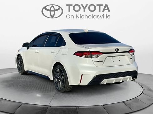 Used 2022 Toyota Corolla SE image 4