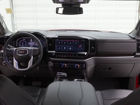 Used 2025 GMC Sierra 1500 SLT RWD image 26