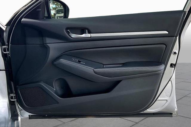 Certified 2022 Nissan Altima 2.5 SV FWD image 22