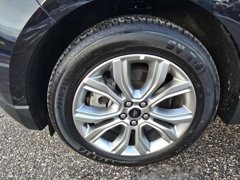 Used 2024 Ford Edge Titanium image 31