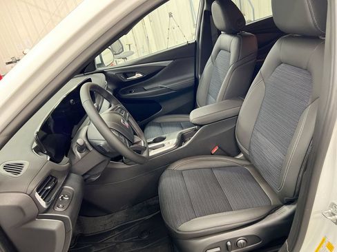 Used 2024 Buick Envista Preferred w/ Convenience I Package FWD image 18