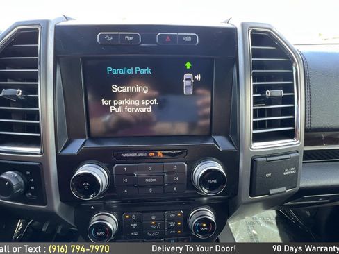 Used 2015 Ford F150 Platinum w/ Technology Package image 29