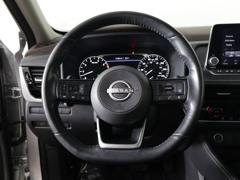 Used 2022 Nissan Rogue SL image 35