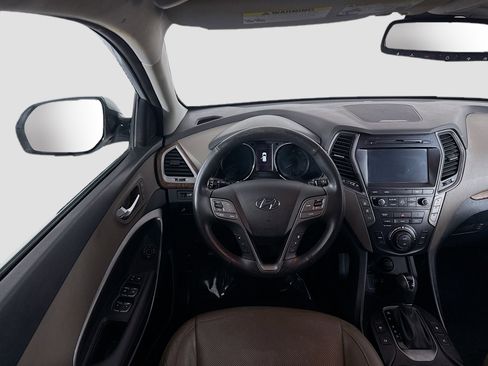 Used 2017 Hyundai Santa Fe Limited image 17