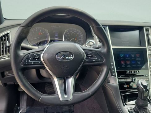 Used 2019 INFINITI Q60 3.0t Luxe AWD/4WD image 12