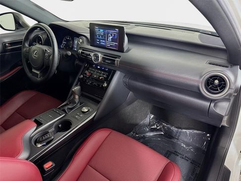 Used 2022 Lexus IS 300 RWD image 27