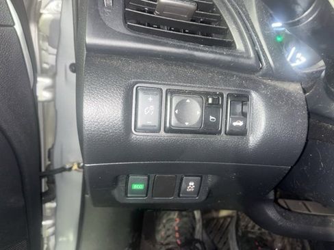 Used 2019 Nissan Sentra S image 11