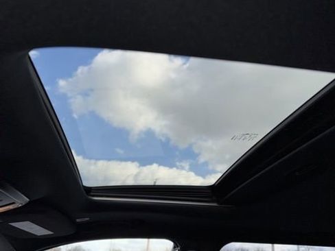 Used 2019 Dodge Durango R/T w/ Trailer Tow Group IV image 22