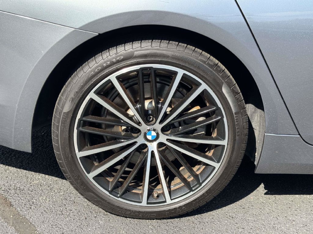 Used 2019 BMW 530i xDrive w/ Premium Package AWD/4WD image 28