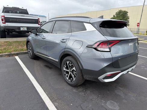 Used 2025 Kia Sportage EX w/ Premium Package image 7