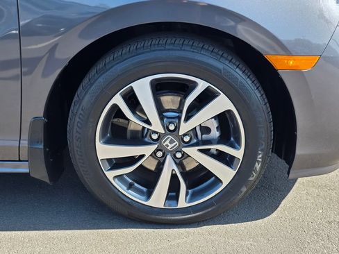 Used 2024 Honda Odyssey Touring image 8