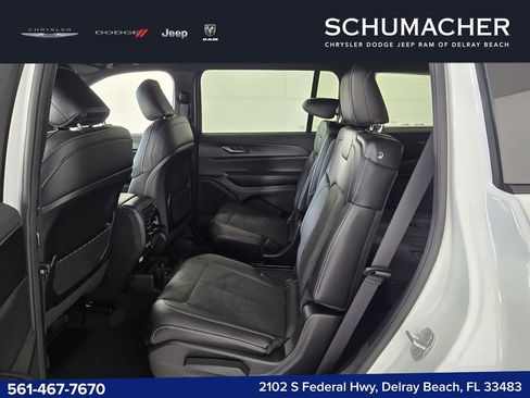 New 2025 Jeep Grand Cherokee L Laredo RWD image 9