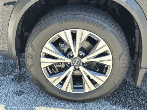 Certified 2023 Nissan Rogue SV AWD/4WD image 30