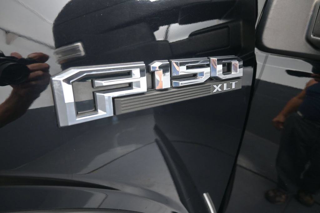 Used 2016 Ford F150 XLT w/ Equipment Group 302A Luxury AWD/4WD image 12