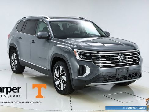 Used 2025 Volkswagen Atlas SEL image 15