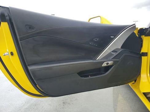 Used 2018 Chevrolet Corvette Stingray Convertible RWD image 28