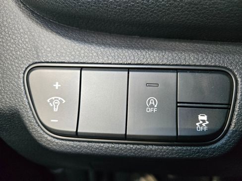 New 2026 Kia Seltos EX FWD image 25