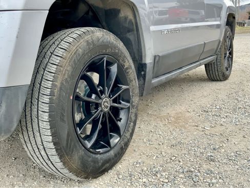 Used 2016 Jeep Patriot Sport w/ Power Value Group image 14