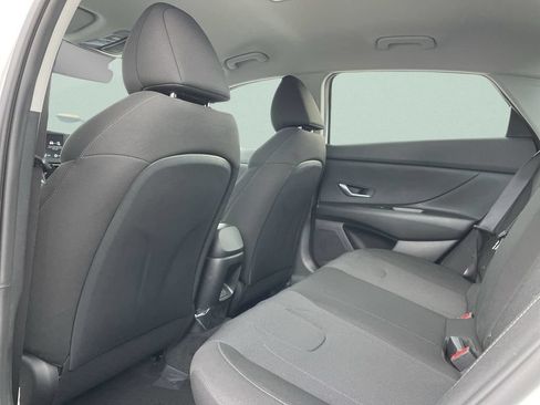 New 2026 Hyundai Elantra SE FWD image 19