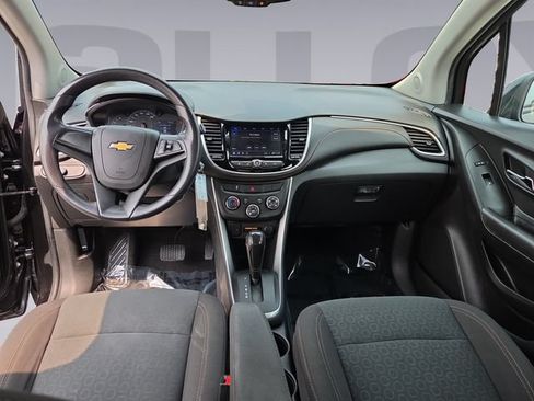 Used 2020 Chevrolet Trax LS w/ LPO, Protection Package AWD/4WD image 12