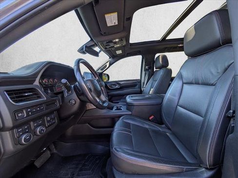 Used 2021 Chevrolet Suburban RST w/ Luxury Package image 14