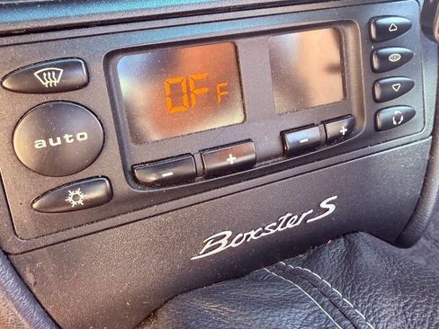 Used 2002 Porsche Boxster S image 16