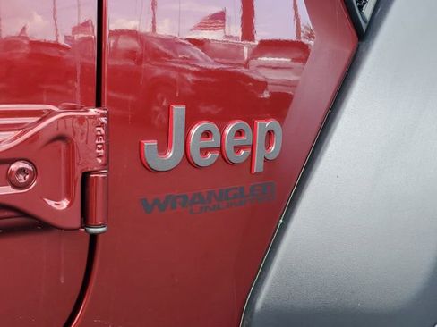 Used 2021 Jeep Wrangler Unlimited Rubicon AWD/4WD image 6