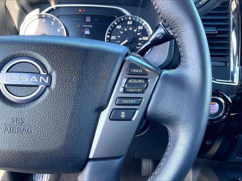 Used 2023 Nissan Titan Platinum Reserve w/ Moonroof Package image 20