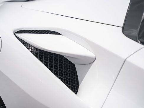 Certified 2021 Ferrari F8 Tributo RWD image 18