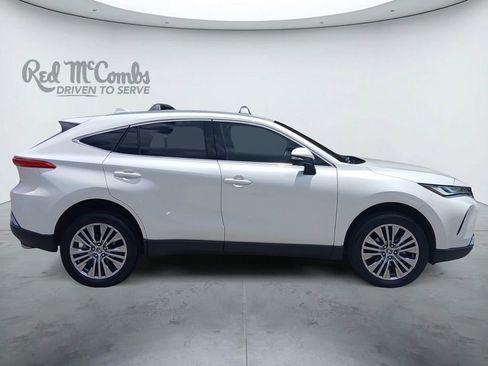 Used 2022 Toyota Venza Limited AWD/4WD image 6