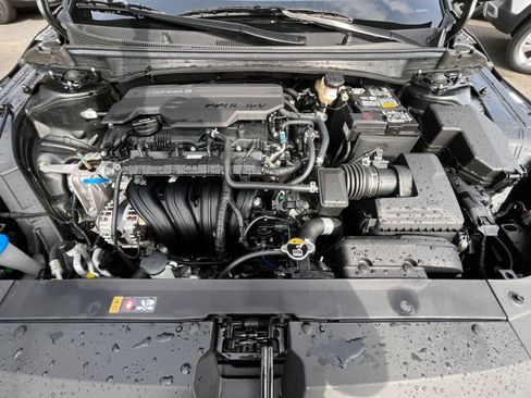 Used 2025 Kia K4 FWD image 33