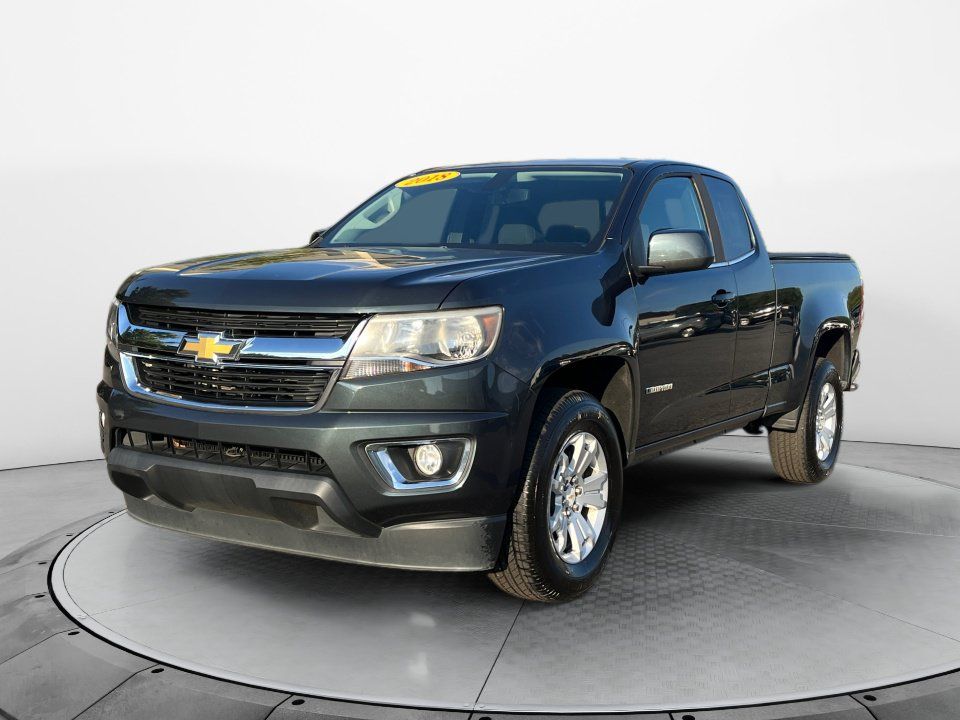 Used 2018 Chevrolet Colorado LT w/ LT Convenience Package RWD image 3