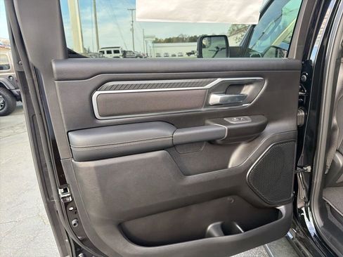 New 2026 RAM 1500 4x4 Crew Cab image 20