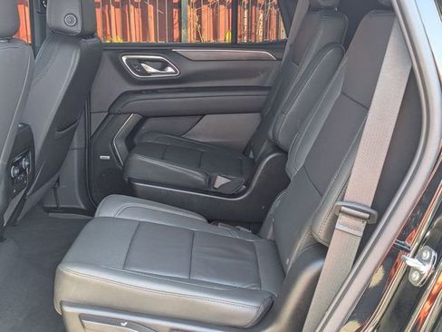 Used 2024 Chevrolet Tahoe Z71 AWD/4WD image 18