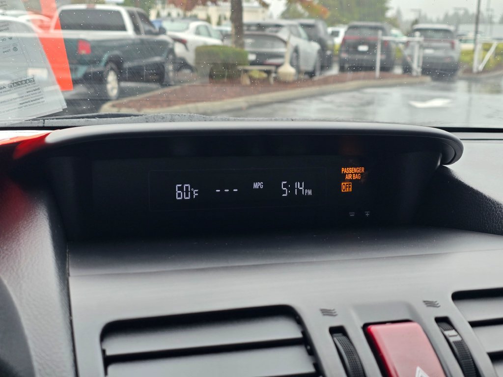 Used 2014 Subaru Forester 2.5i AWD/4WD image 19